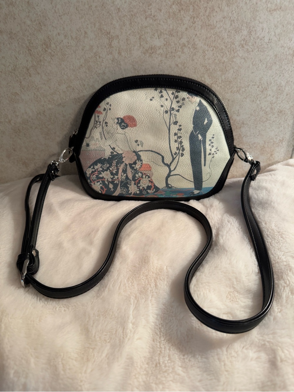 Sharif Black-Trim Crossbody with Cream Floral Illustration